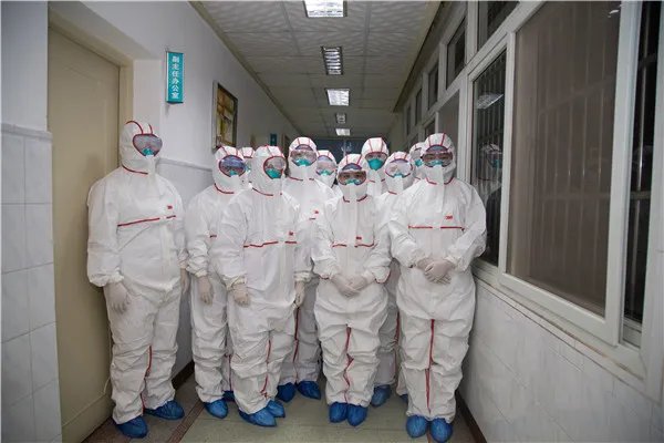 河北石家庄深泽县1地升高风险,当地的疫情情况怎么样?
