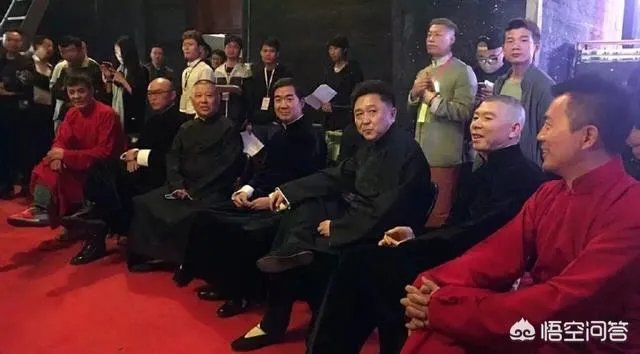 德云社20周年大庆很火爆，20年后的郭德纲及其德云社发展状况会是怎样？