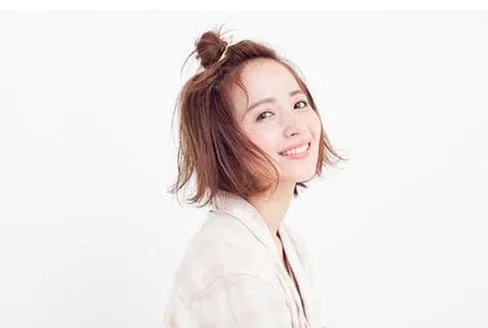 钟丽丽个人资料年龄几岁 民族介绍