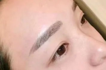 绣眉疼吗