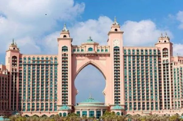 世界最丑建筑排名十位,第一是伦敦千年穹,天子大酒店上榜
