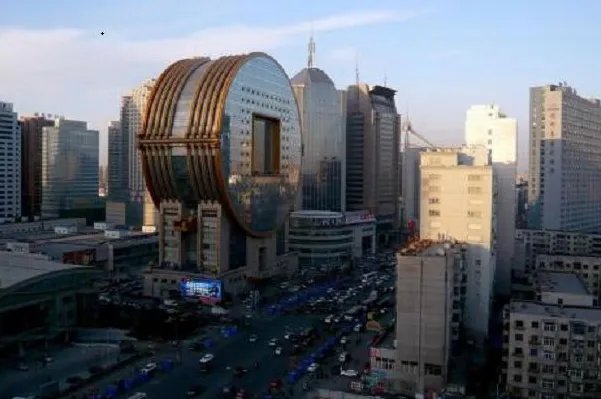 世界最丑建筑排名十位,第一是伦敦千年穹,天子大酒店上榜