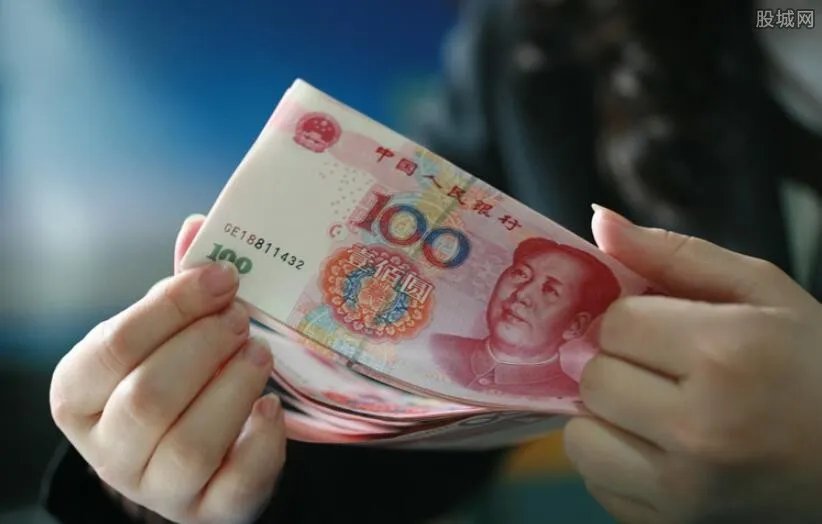 去年全国平均工资49969元 你被平均了吗?