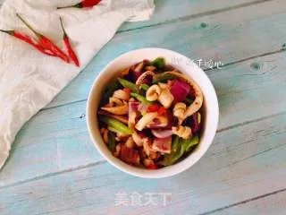 辣炒鱿鱼