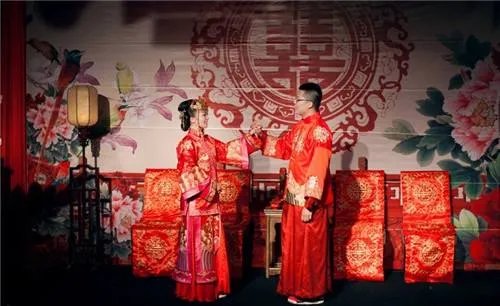 婚礼新郎答谢词怎么说 新郎婚礼感谢致辞怎么说