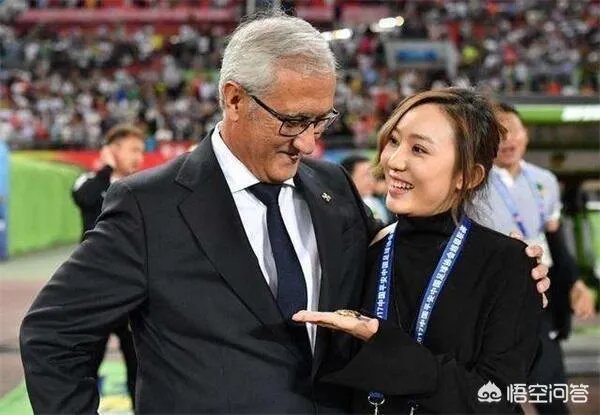 文筱婷把贵州恒丰队的队徽纹在腿上,你怎么看?