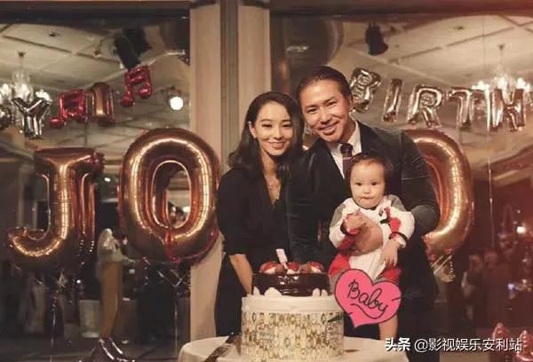 欧弟为什么突然宣布离婚,两人是怎么认识的郑云灿家境如何呢?