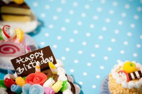 贾静雯为波妞庆4岁生日,你家里都是如何为你庆生的?