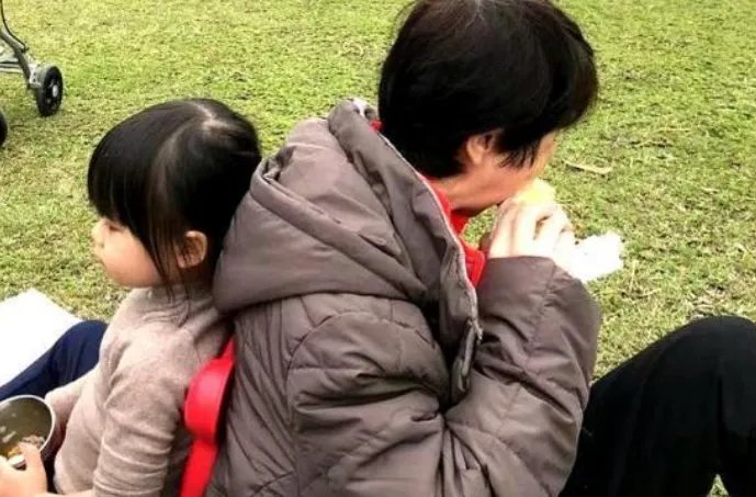 日媒曝爱妈离台原因，得知福原爱出轨不好意思，真的是这样吗？