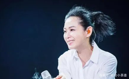 刘若英嫁给小10岁的富商钟小江后,现今俩人过得幸福吗?