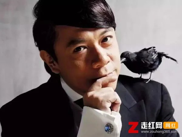 蔡康永的男朋友是谁,蔡康永和马启任是什么关系