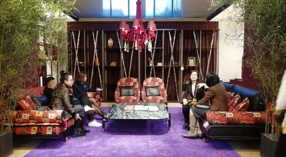 为什么很多人喜欢买自己负担不起的沙发?