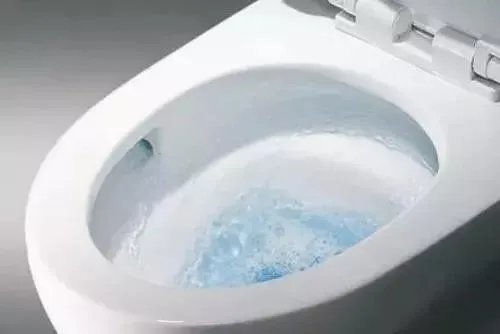 #吐槽#去朋友家上厕所,马桶漏水也太尴尬了吧