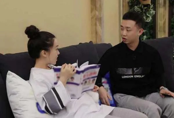 被称是极品穷人的陈小春,资产身价到底有多少?