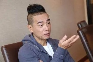 被称是极品穷人的陈小春,资产身价到底有多少?