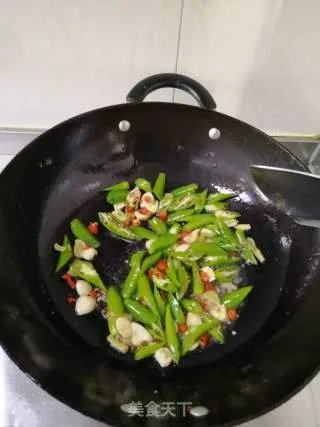 辣炒鱿鱼