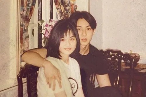 吴尊发长文感谢林丽呤,这么多年的感情为何让人感动?