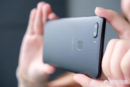 如果vivo Xplay7发布的话,vivo X20这款手机还值得入手吗?