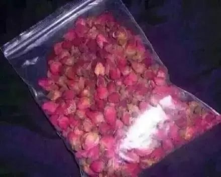我是销售, 我的征婚条件一发布都争相报名