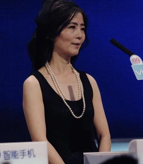 还记得《非诚勿扰》中牵手51岁女嘉宾的小伙吗?两人是否已经结婚了?