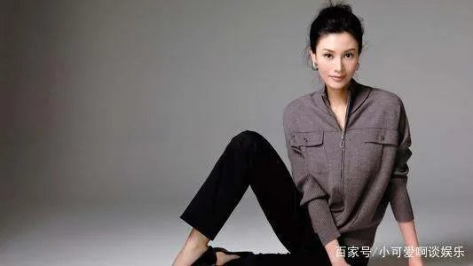 李嘉欣颜值巅峰时期有多美,她有什么经典影视形象?