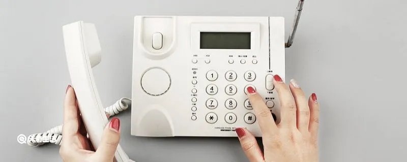谁发明的电话