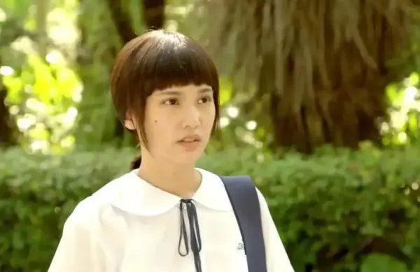 杨丞琳谈个人经历却遭到“网暴”,为什么会出现这种情况呢?
