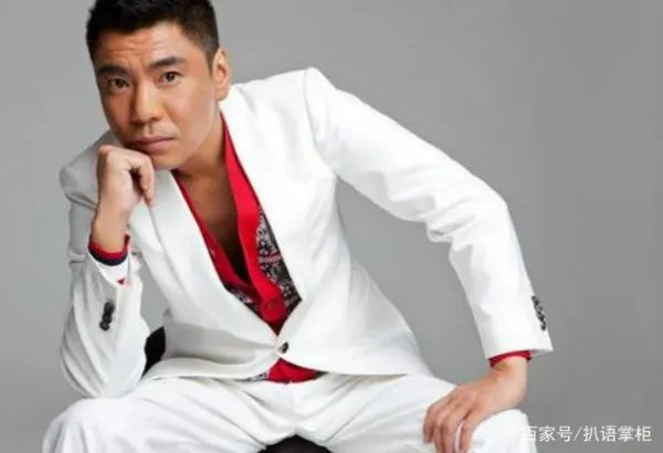 女演员方舒与屠洪刚离婚后,独自养育两个女儿,现在怎么样了?
