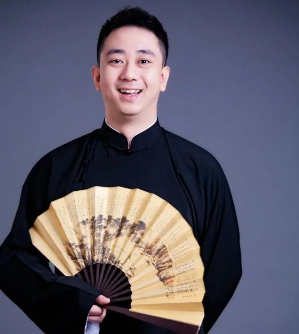 曾被老婆疯狂家暴的王自健,如今状态如何?