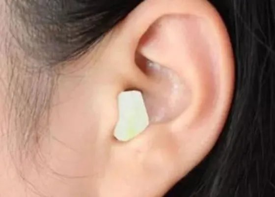 洋葱放入耳朵一夜竟然出现奇迹了(图)