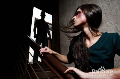 震惊!用爱之名捆绑离去女友,男子打死女方父母