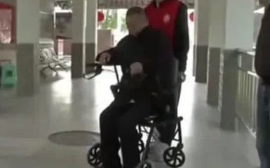 大学生发明老人起行无忧椅,这个专利亮点在哪?