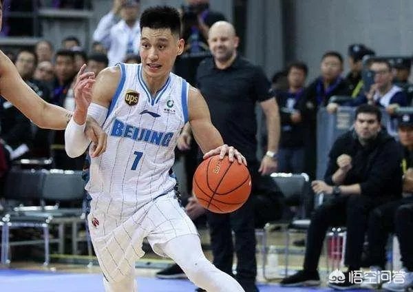 苏群表示:林书豪本人愿意被归化,但还需要家人同意。你认为最终林书豪会被归化吗?