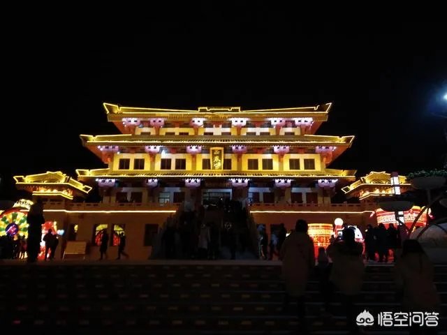 到了夜晚,兰州哪个建筑物吸引你?