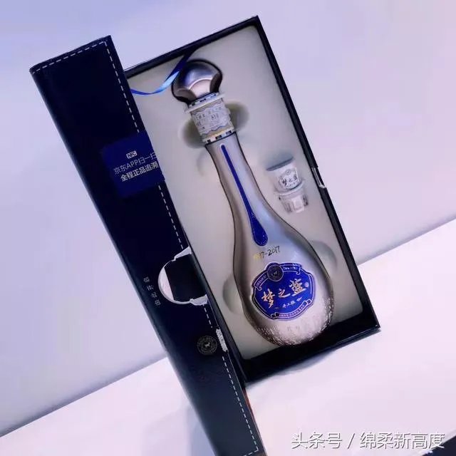 近期除了价格一直坚挺的茅台外,五粮液、洋河、水井坊等白酒相继提价,这是为什么?