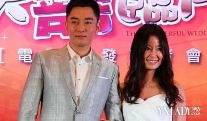 传林心如领证比李东学大好几岁(组图)