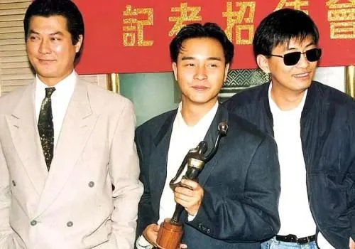 曾怒斥郑少秋,连向华强都让他三分,邓光荣到底什么来头?