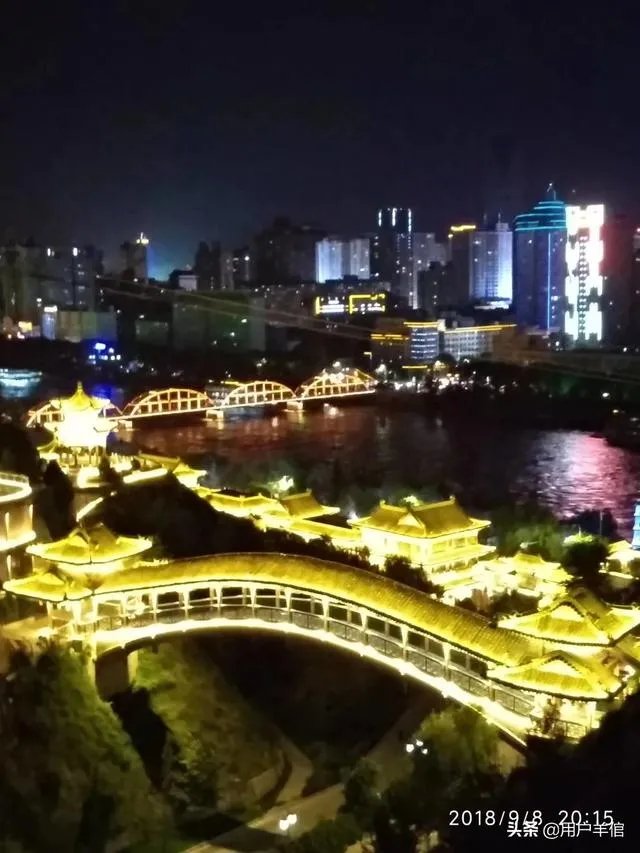 到了夜晚,兰州哪个建筑物吸引你?