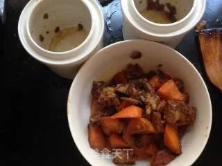 红萝卜炖排骨