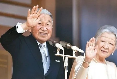 日本天皇皇位继承变难题是怎么回事?