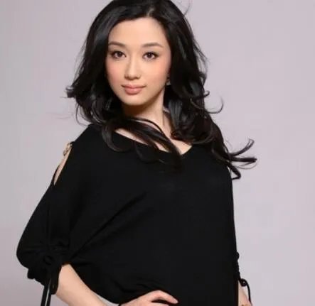 中国好声音残酷月光萱萱倾情演绎 动人歌曲深受喜爱