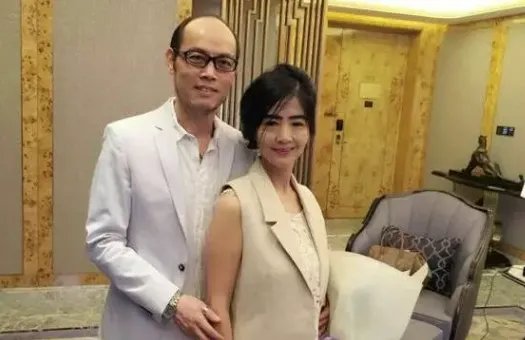 还记得《非诚勿扰》中牵手51岁女嘉宾的小伙吗?两人是否已经结婚了?