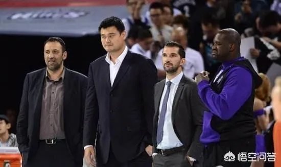 你觉得NBA球星和姚明一起合影会是什么效果?