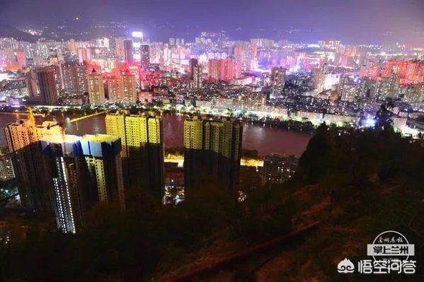 到了夜晚,兰州哪个建筑物吸引你?