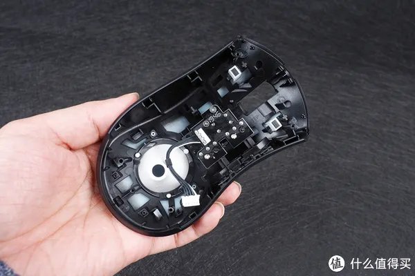 雷蛇炼狱蝰蛇V2游戏鼠标拆解评测 — 大改版,真香