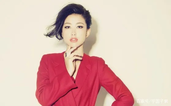 她被誉为国内“第一女王”,碾压韩雪,为什么说王思聪娶她都是高攀?