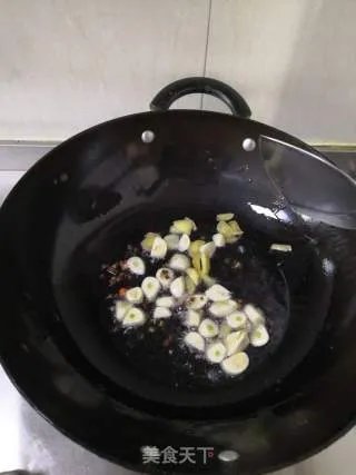 辣炒鱿鱼