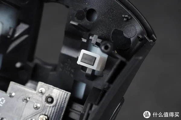 雷蛇炼狱蝰蛇V2游戏鼠标拆解评测 — 大改版,真香