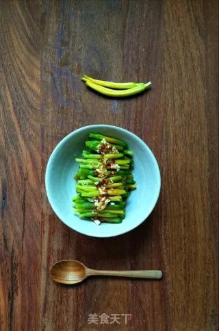 凉拌黄花菜