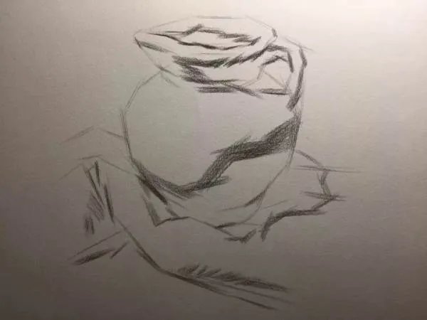 素描静物作画步骤图,有图的,有步骤的